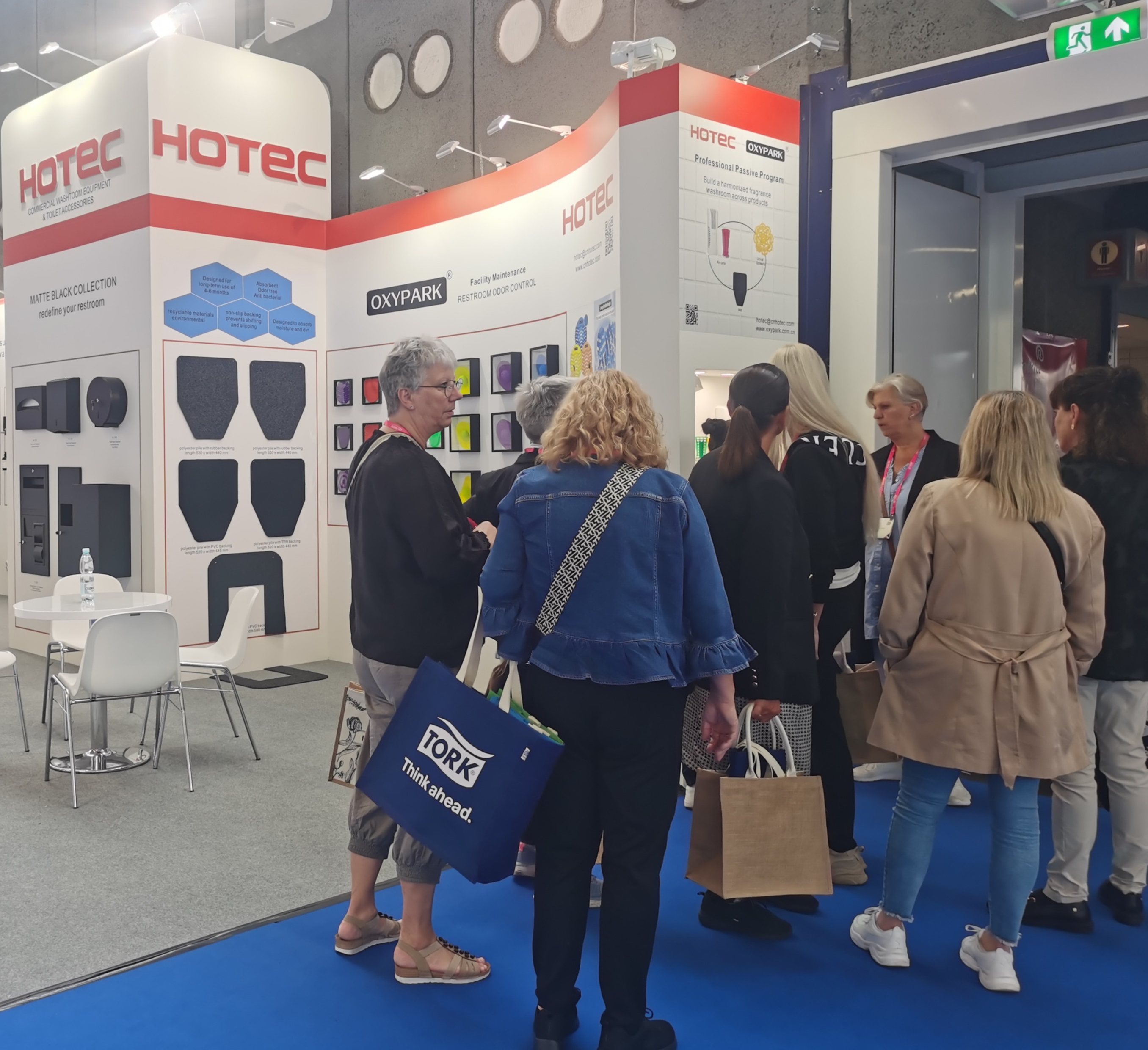 交流2_-_副本.jpg 交流2_-_副本.jpg